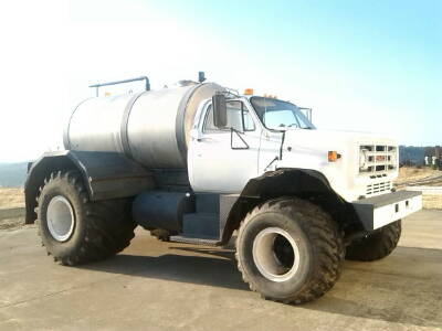 1978 Fertilizer Truck