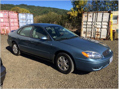 2005 FORD Taurus