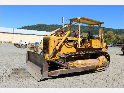 CATERPILLAR D4D Dozer w/ Winch