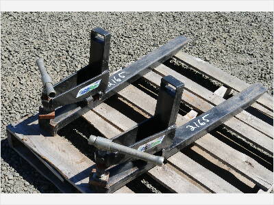 Clamp-On FE Loader Forks