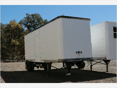 TRAILMOBILE 28ft Trailer (2)