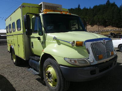 INTERNATIONAL 4300 Crew Hauler