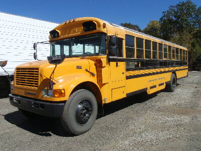 2002 INTERNATIONAL School Bus