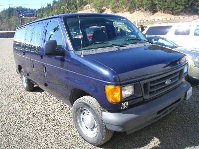 2004 FORD E150XL Van