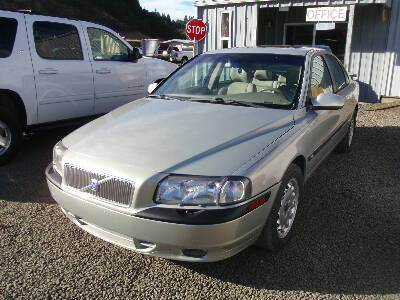 2004 VOLVO S80