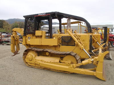 CAT D4D with Grapple