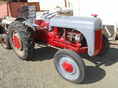 FORD 9N Tractor