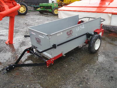 MILL CREEK Manure Spreader