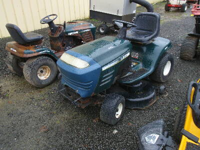 CRAFTSMAN Riding Mower