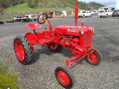 1947 FARMALL Cub Tractor