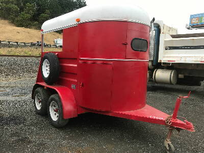 1993 APACHE Horse Trailer