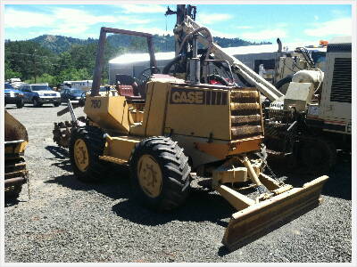 CASE 760 trencher