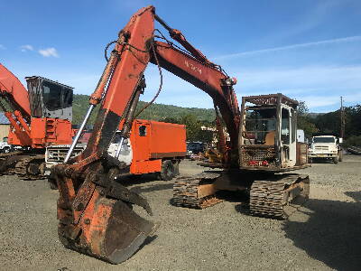 HITACHI FX130 Excavator 