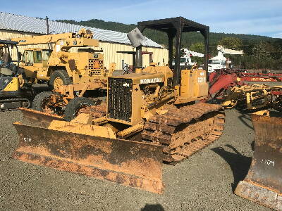 KOMATSU D21P Dozer