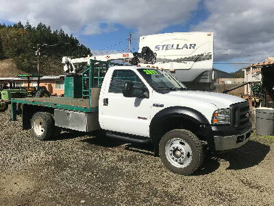 2007 FORD F550 4x4 with crane